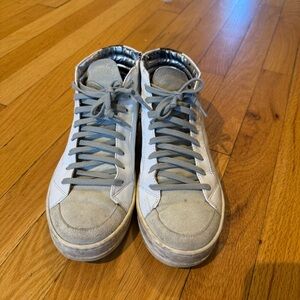 P448 White and Gray Sneakers with Distressed Leather Look